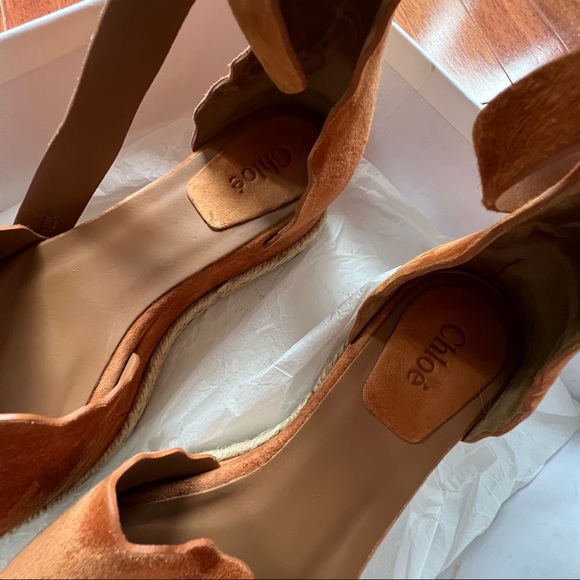Chloe scallop suede platform espadrilles - Picture 5 of 9